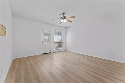 7448 Maroon Drive, Fort Worth, TX 76120 - Photo 15