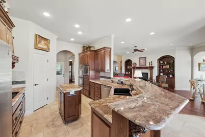 5609 Flagstick Drive, Granbury, TX 76049 - Photo 15