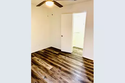 2305 Kingsford Court, Arlington, TX 76017 - Photo 11