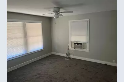 611 E 10th Street, Bonham, TX 75418 - Photo 7