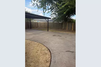 10633 Flamewood Drive, Fort Worth, TX 76140 - Photo 11