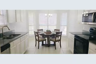 7004 Snowivy Court, Arlington, TX 76001 - Photo 3