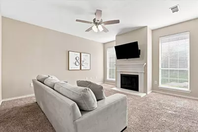 321 Texas Drive, Lake Dallas, TX 75065 - Photo 7