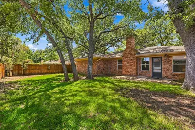 2724 Meadow Green, Bedford, TX 76021 - Photo 23