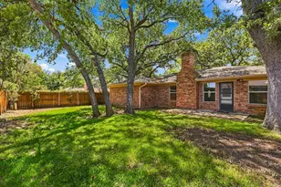 2724 Meadow Green, Bedford, TX 76021 - Photo 23