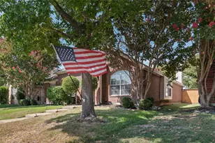 307 Trailwood Dr, Allen, TX 75002 - Photo 3