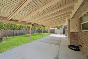 5608 Newman Dr, North Richland Hills, TX 76180 - Photo 27