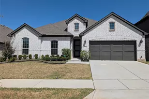 425 Sunnyridge Ln, Little Elm, TX 76227 - Photo 1