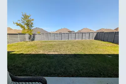 425 Sunnyridge Lane, Little Elm, TX 76227 - Photo 19