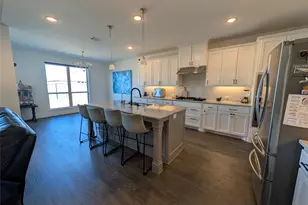 425 Sunnyridge Ln, Little Elm, TX 76227 - Photo 9