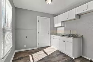 5408 Como Dr, Fort Worth, TX 76107 - Photo 3