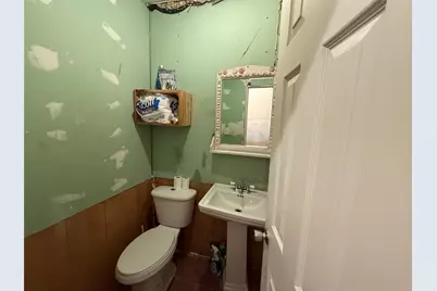 109 E Gooch Street, Palestine, TX 75801 - Photo 13