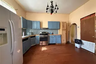 109 E Gooch St, Palestine, TX 75801 - Photo 11