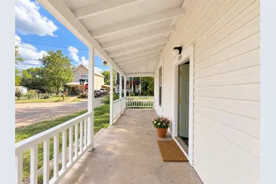 109 E Gooch Street, Palestine, TX 75801 - Photo 5