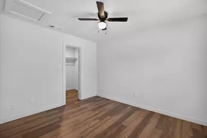 537 NW King Street, Burleson, TX 76028 - Photo 5