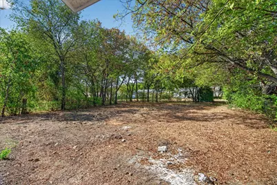 537 NW King Street, Burleson, TX 76028 - Photo 25