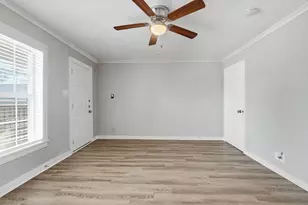 403 E Standifer St, McKinney, TX 75069 - Photo 9