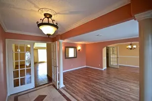 5951 Lattimer Dr, Houston, TX 77035 - Photo 13