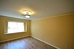 5951 Lattimer Dr, Houston, TX 77035 - Photo 27