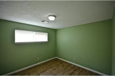 5951 Lattimer Drive, Houston, TX 77035 - Photo 31