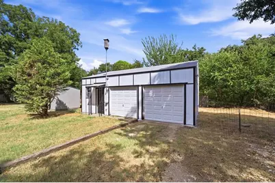 7501 Cains Meadow Court, Burleson, TX 76028 - Photo 21