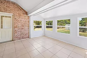 7501 Cains Meadow Ct, Burleson, TX 76028 - Photo 9