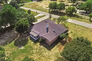 7501 Cains Meadow Ct, Burleson, TX 76028 - Photo 33