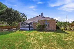 7501 Cains Meadow Ct, Burleson, TX 76028 - Photo 27