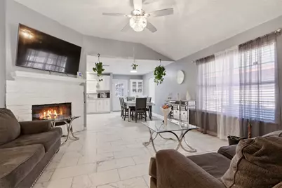 4704 Lizzy Drive, Dallas, TX 75211 - Photo 5