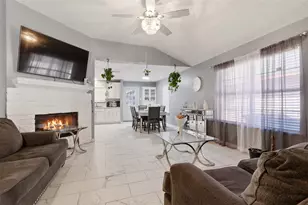 4704 Lizzy Dr, Dallas, TX 75211 - Photo 5