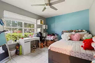 4704 Lizzy Dr, Dallas, TX 75211 - Photo 11