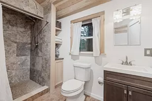 201 E 9th St, Shady Shores, TX 76208 - Photo 23