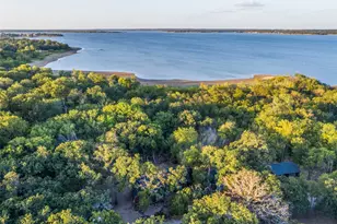 201 E 9th St, Shady Shores, TX 76208 - Photo 27