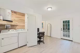 201 E 9th St, Shady Shores, TX 76208 - Photo 19
