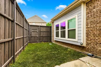 405 Sir Torin Lane, Lewisville, TX 75056 - Photo 33