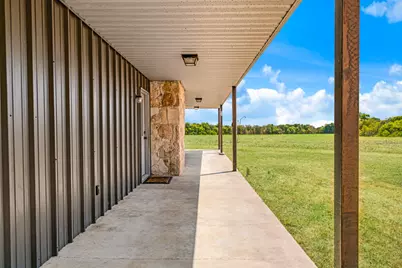 2078 Farm Road 2122, Roxton, TX 75477 - Photo 19