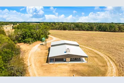 2078 Farm Road 2122, Roxton, TX 75477 - Photo 5
