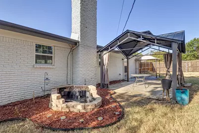 8001 Clark Street, North Richland Hills, TX 76180 - Photo 23