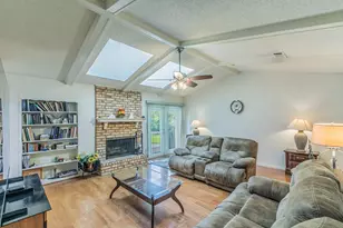 1033 Rambler Dr, Waco, TX 76710 - Photo 5