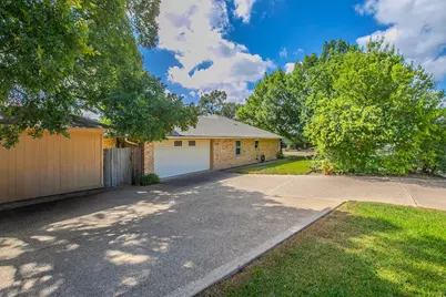 1033 Rambler Drive, Waco, TX 76710 - Photo 23