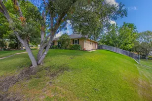 1033 Rambler Dr, Waco, TX 76710 - Photo 19