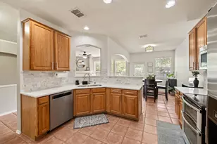 8404 Island Ct, Fort Worth, TX 76137 - Photo 5