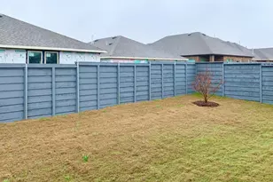 1428 Summit View Ln, Little Elm, TX 76227 - Photo 13