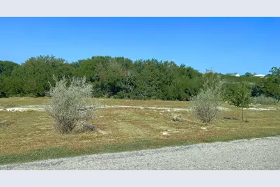 1210 Bentwater Parkway, Granbury, TX 76049 - Photo 7
