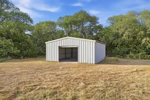 205 Whitworth Rd, Whitewright, TX 75491 - Photo 37