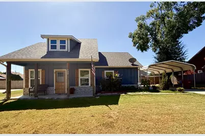 120 W Fairview Street, Blossom, TX 75416 - Photo 1