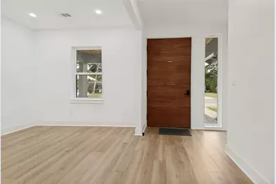 514 S Marlborough Avenue, Dallas, TX 75208 - Photo 5
