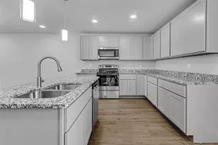 5836 Eastland St, Fort Worth, TX 76119 - Photo 7