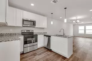 5836 Eastland St, Fort Worth, TX 76119 - Photo 19