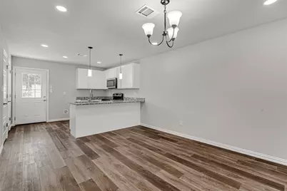 5836 Eastland Street, Fort Worth, TX 76119 - Photo 15